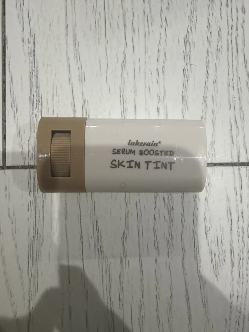 LAKETRAIN Serum Boosted Tinted Beauty Balm ~ Tan ~ NWOT